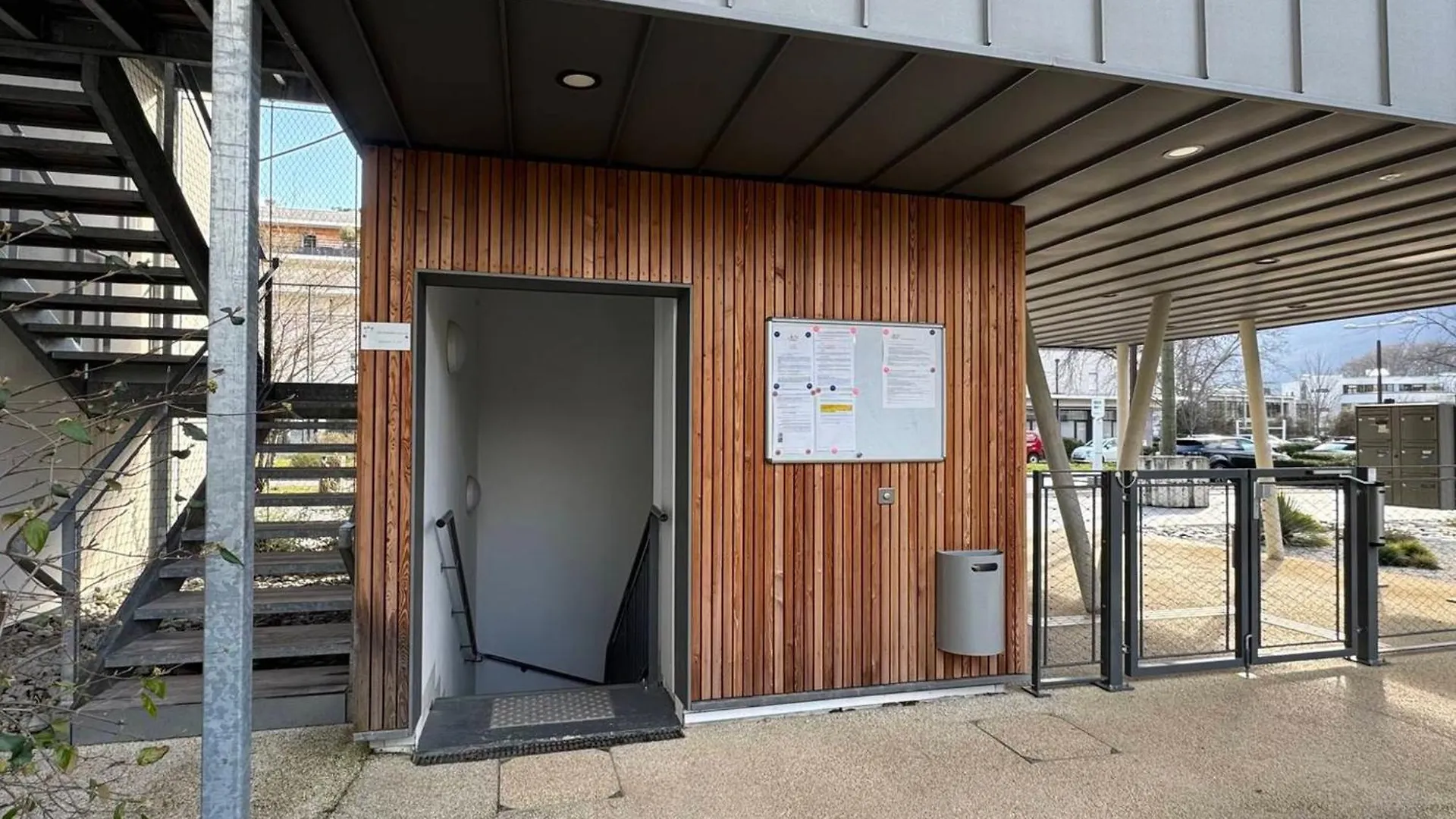 Apartment Spacieux T2 Avec Terrasses Et Garage, Animaux Bienvenus - Fr-1-555-111 Aix-les-Bains
